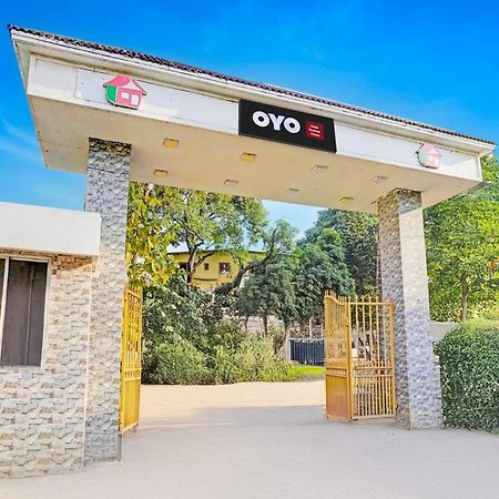 Hotel O Summer House Даман Екстериор снимка