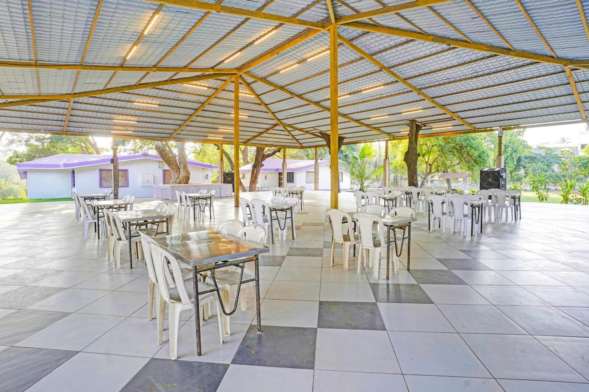 Hotel O Summer House Даман Екстериор снимка